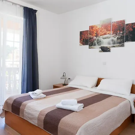 Appartement Marco Polo - M2 First Floor - Mpolo *